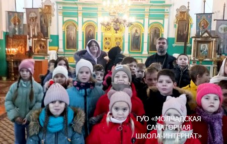 ЭКСКУРСИЯ В ХРАМ СВЯТЫХ АПОСТОЛОВ ПЕТРА И ПАВЛА